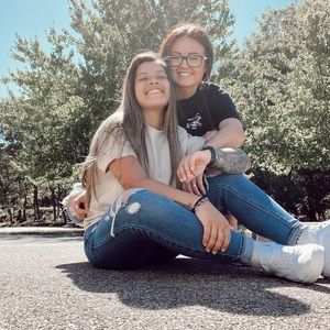 Meet your Posher, Kenzie